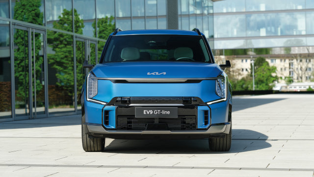 Kia EV9 - widok z przodu