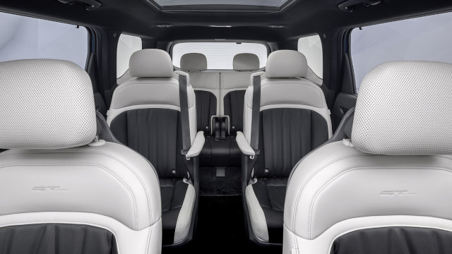 Kia EV9 - widok na wnętrze, fotele