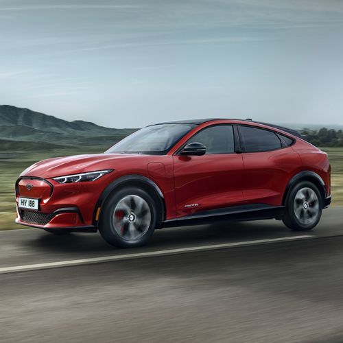 Samochd elektryczny Ford Mustang Mach-E AWD (ER)